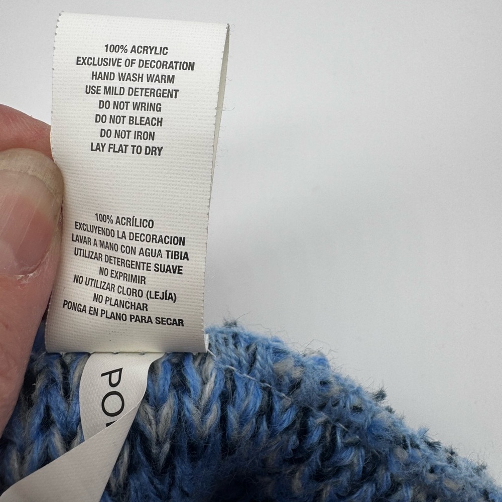 Tennessee Titans Blue and Gray Cozy Knit Scarf, OS - Picture 4 of 7